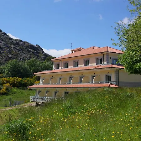 Отель Miracastro