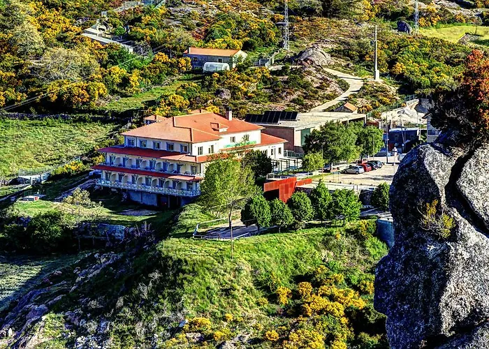 Miracastro كاسترو لابورايرو